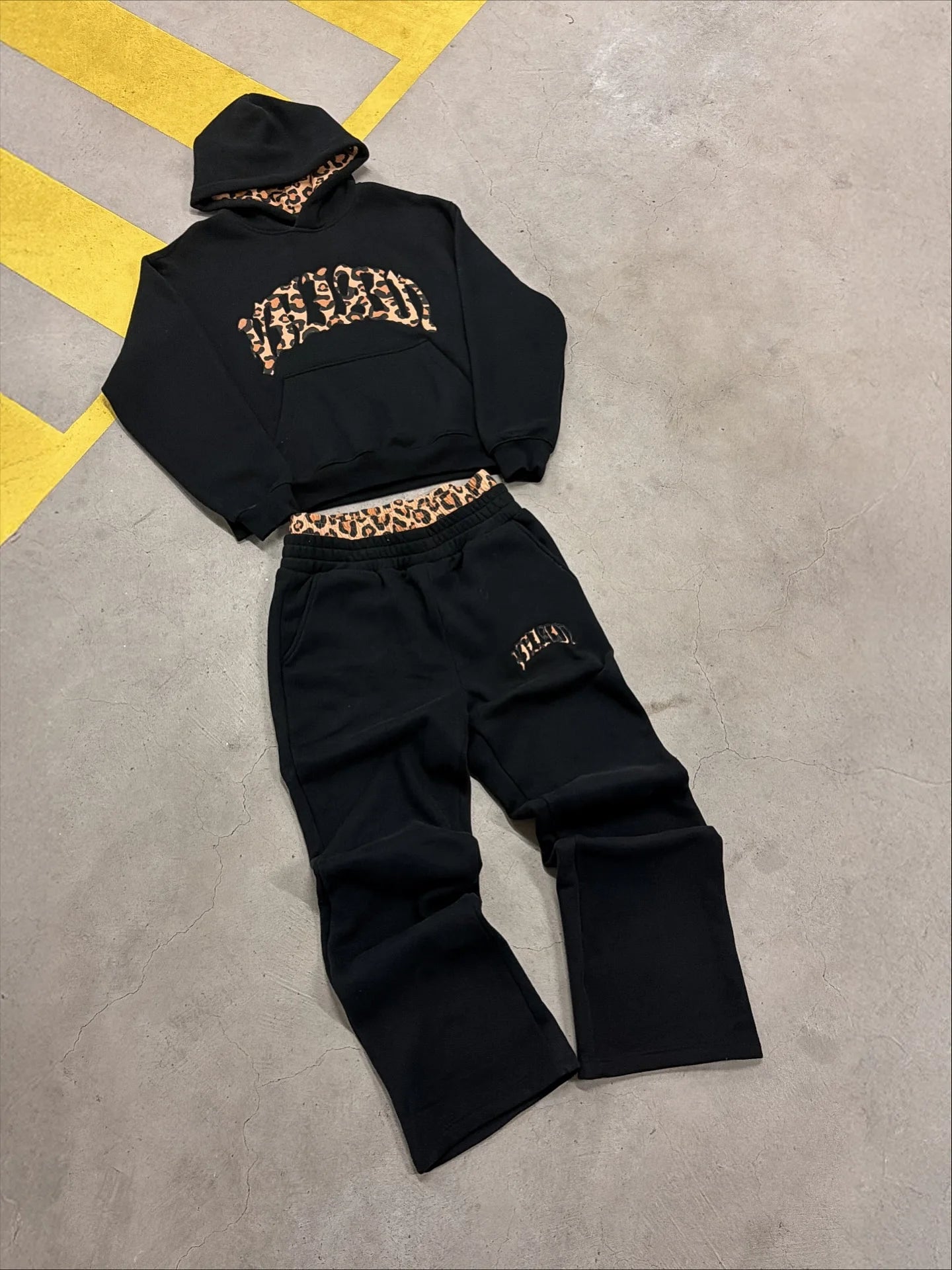 set Bluza/spodnie leopard